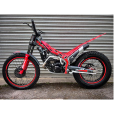 2025 Beta Evo 300 Trials Bike £4495